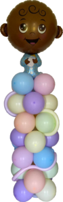 Pilaar in Pastelkleuren - met grote donkere baby topper - en veel lange ballonnen